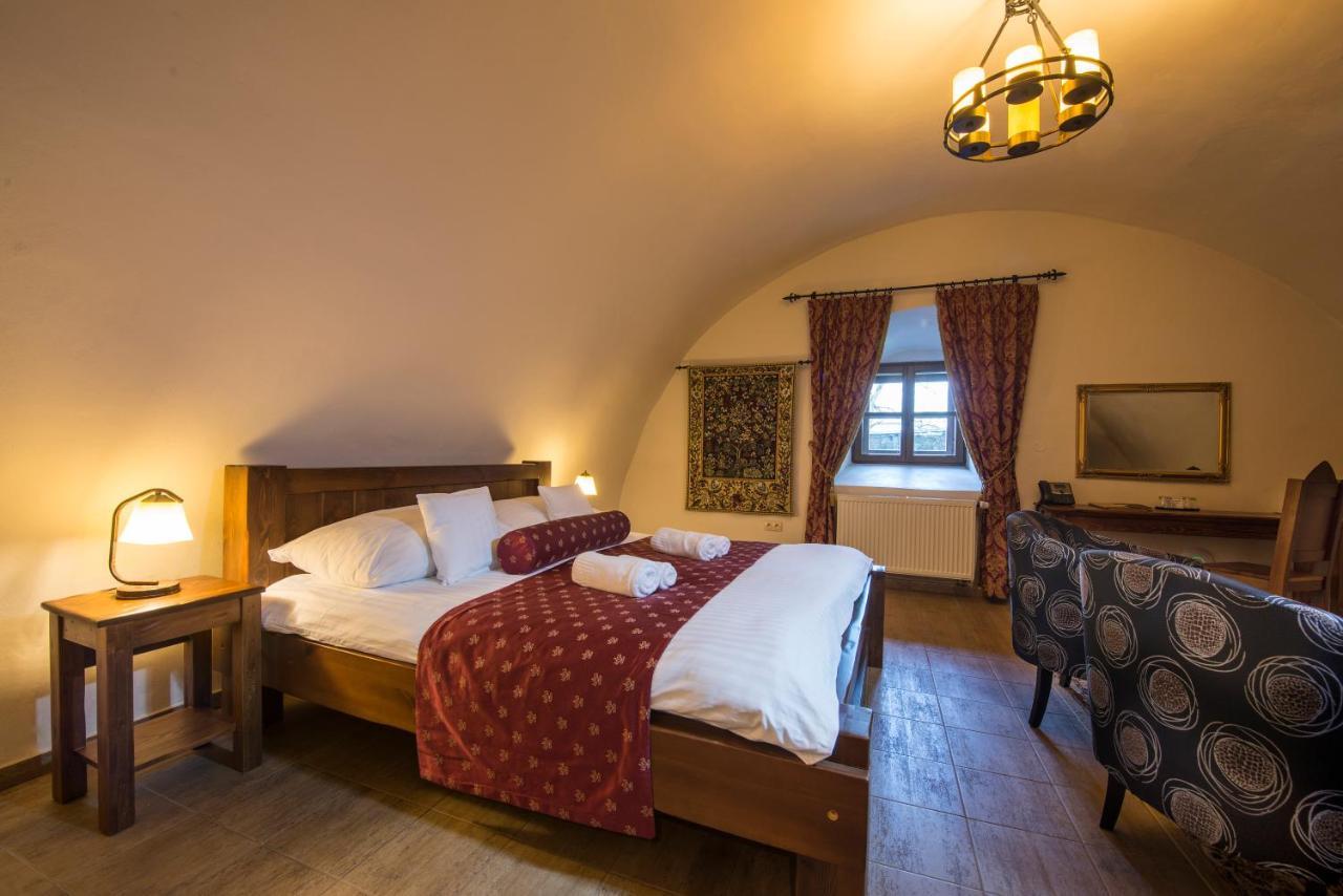 Hotel Grand Viglas Zwoleń Zewnętrze zdjęcie