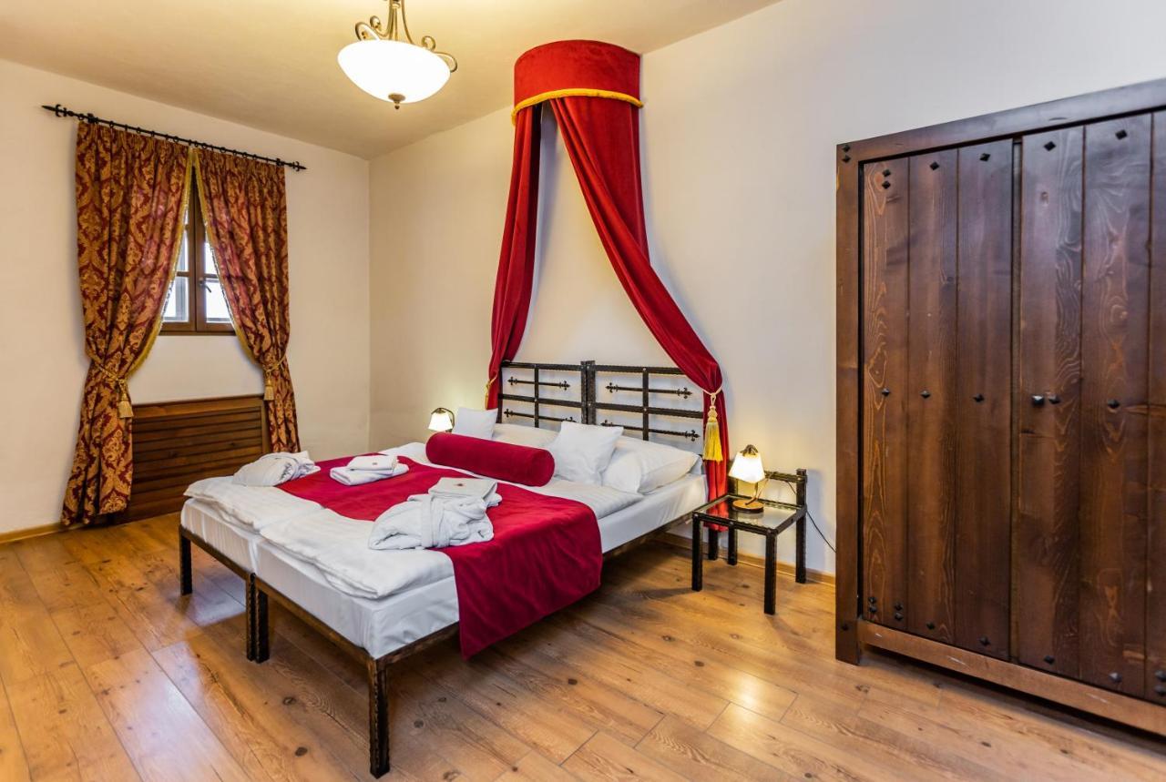 Hotel Grand Viglas Zwoleń Zewnętrze zdjęcie