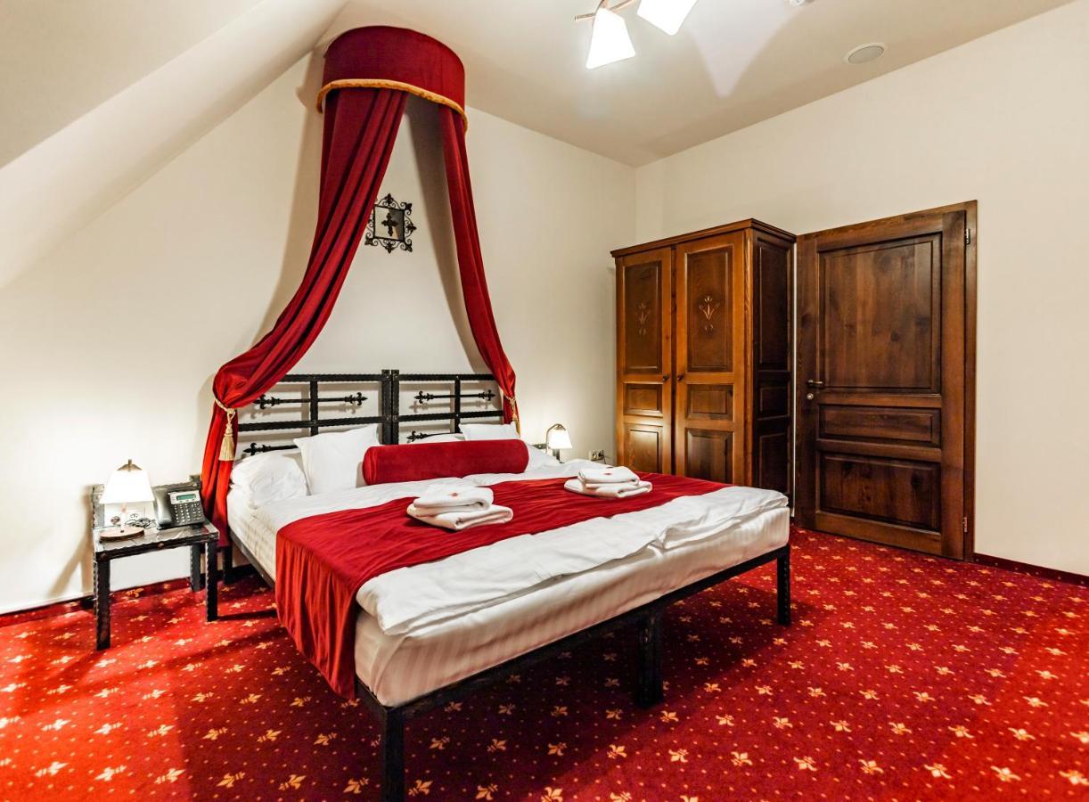 Hotel Grand Viglas Zwoleń Zewnętrze zdjęcie