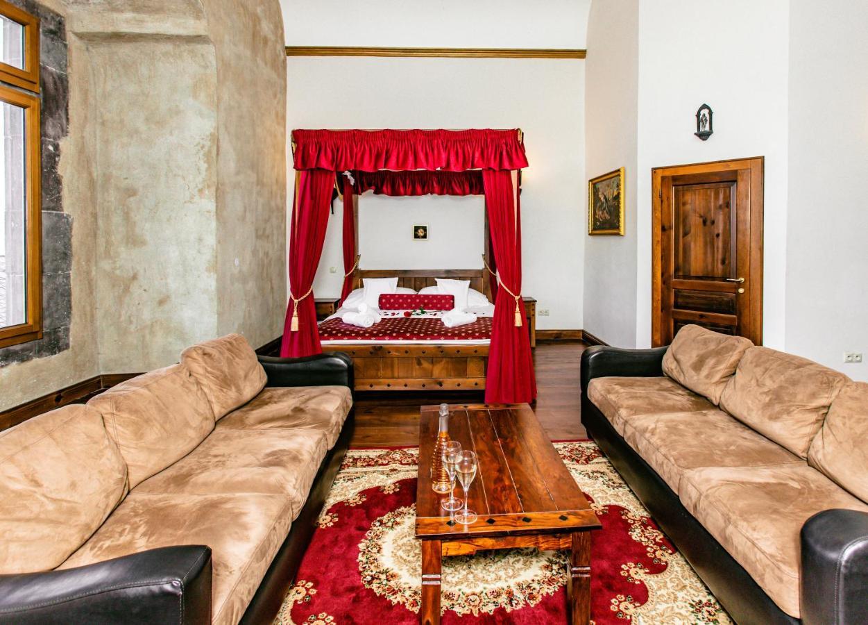 Hotel Grand Viglas Zwoleń Zewnętrze zdjęcie