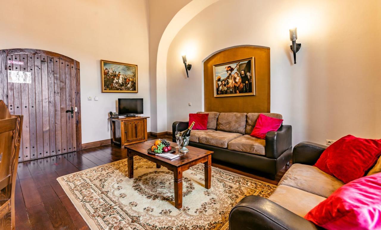 Hotel Grand Viglas Zwoleń Zewnętrze zdjęcie