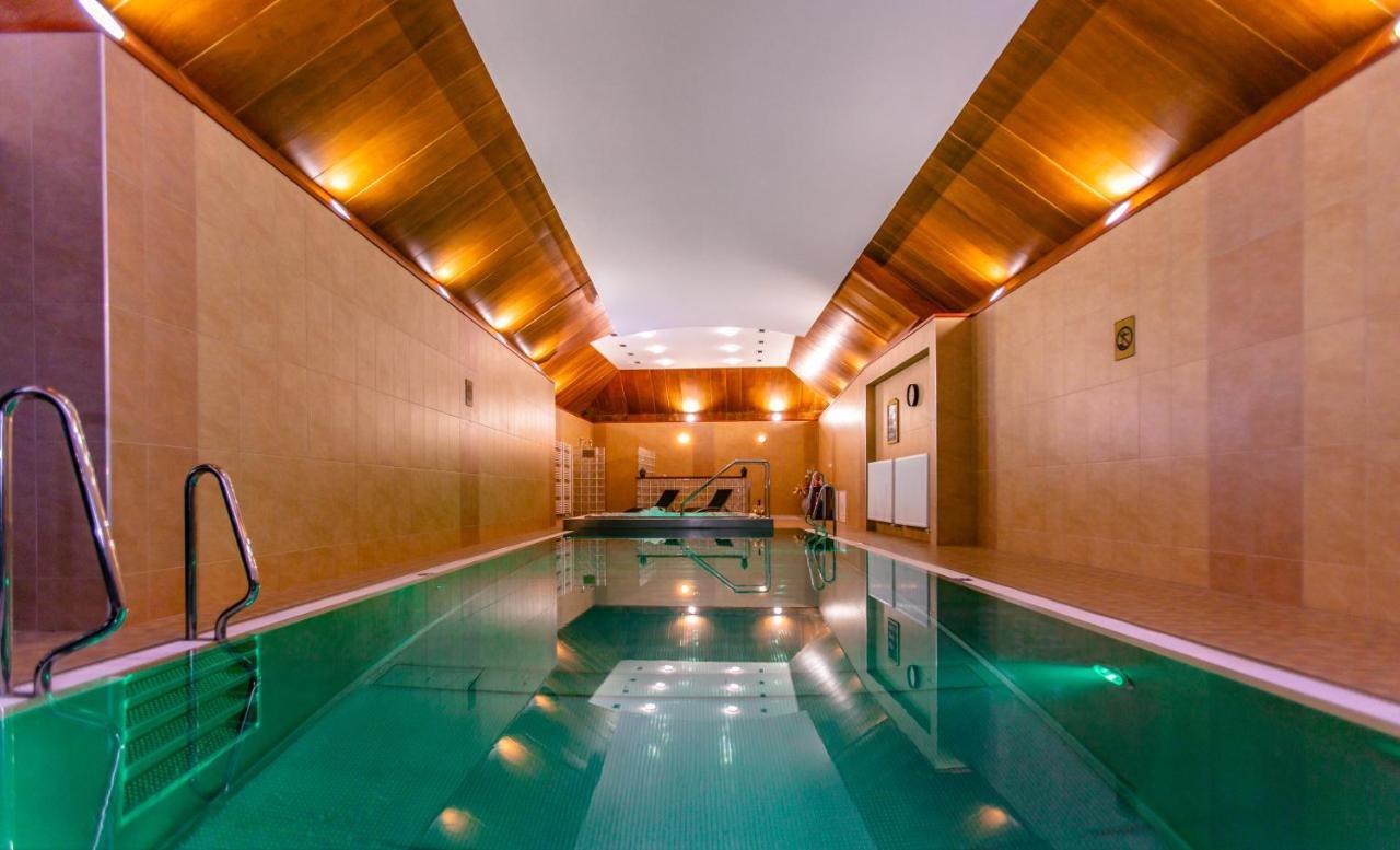 Hotel Grand Viglas Zwoleń Zewnętrze zdjęcie